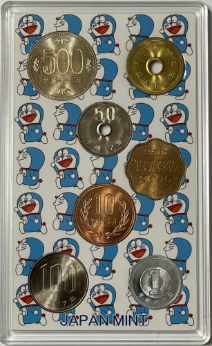 2005. japanska kovanica kovanica set slavi Doraemons 35. godišnjica. Kovanica postavljena sa plastičnom likom za razgovor. 500.100,50,10,5
