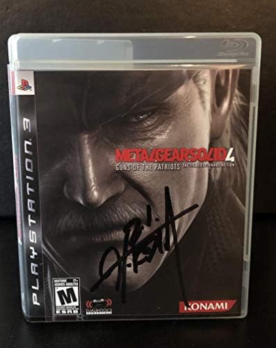 Hideo Kojima potpisani autogram - metalni zupčanik Čvrsti 4: Pištolj Patriots PlayStation Video igra - jedna od najvećih video igra